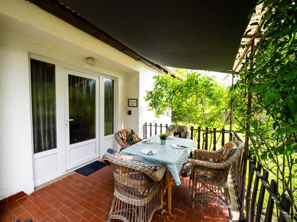 Liget Holiday Home Фоньод Екстер'єр фото