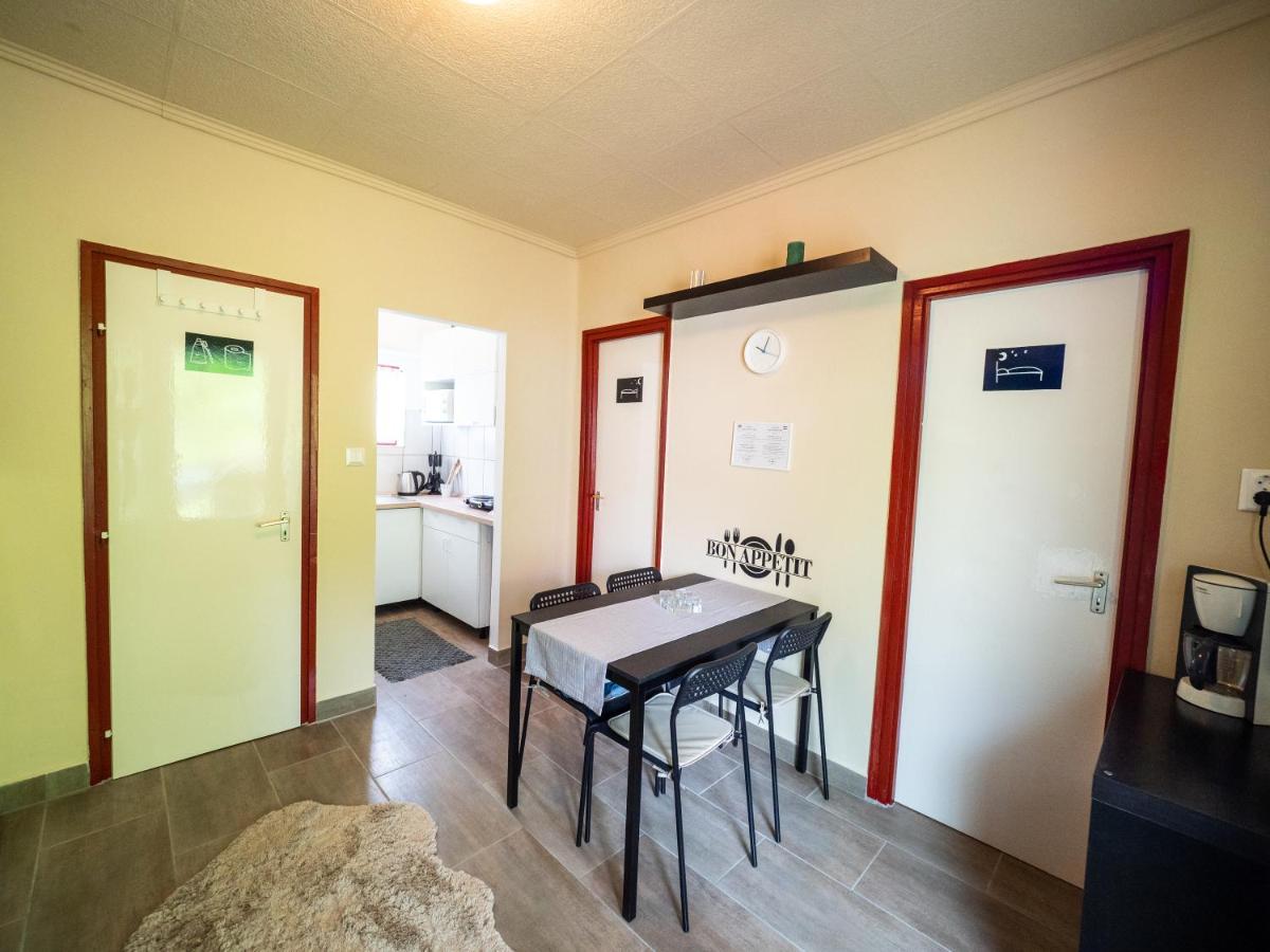 Liget Holiday Home Фоньод Екстер'єр фото