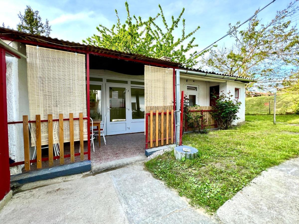 Liget Holiday Home Фоньод Екстер'єр фото